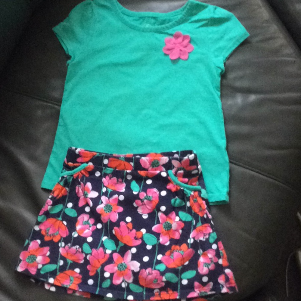 Little girls size 5 outfit